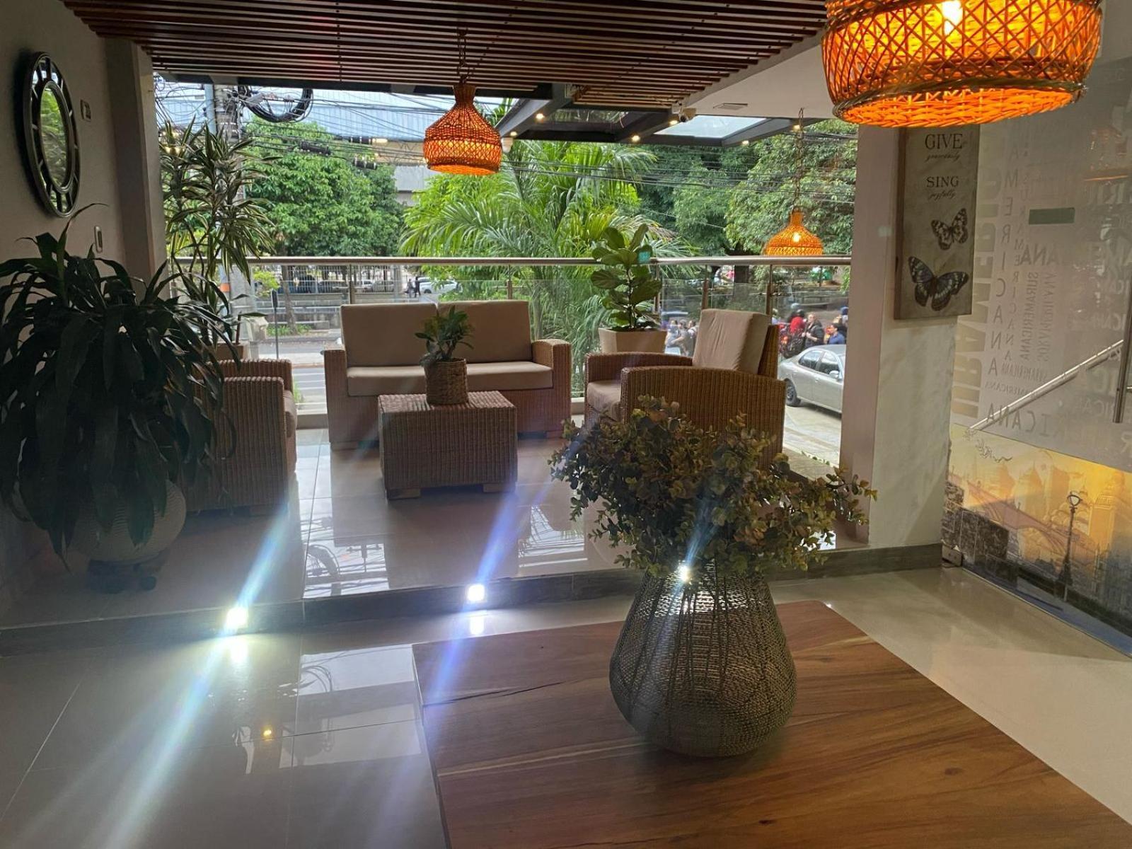 Hotel Suramericana Medellín Esterno foto